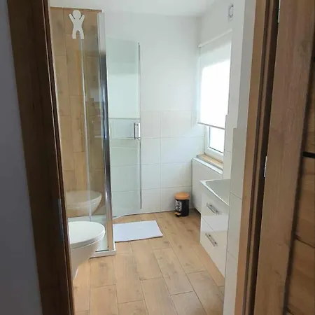 Zdrojowa - Z Widokiem Na Deptak